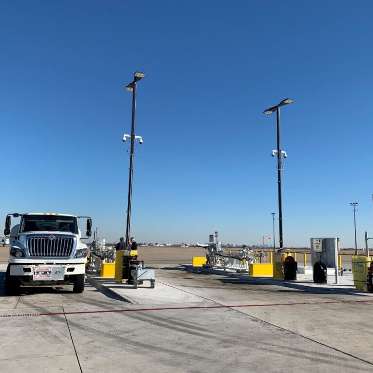 Truck Loading Racks and Refueler Truck_sm